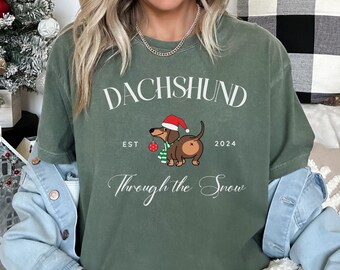 Dachshund Mom Christmas Shirt,Doxie Mom Christmas Shirt,  Dachshund Mama Tee,Gift for Weenie Dog Lover, Dachshund Dog Owner Christmas Gift