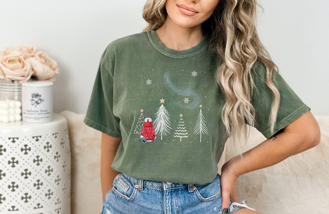 Comfort Colors Christmas Tree T-shirt Polar Bear Cute Shirt - Etsy