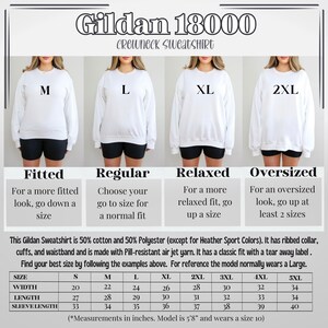 Peut inclure: Un tableau des tailles pour les sweat-shirts &agrave; col rond Gildan 18000. Le tableau montre les diff&eacute;rentes tailles disponibles, de S &agrave; 5XL, et les mesures correspondantes en pouces pour la largeur, la longueur et la longueur des manches. Le tableau comprend &eacute;galement une description de la coupe pour chaque taille&nbsp;: ajust&eacute;e, normale, ample et surdimensionn&eacute;e.