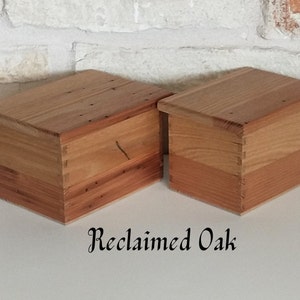 Decorative Wood Box with Lid, Reclaimed wood box, Oak keepsake box, Small decorative box 182, Small storage with lid, Oak Container Wood