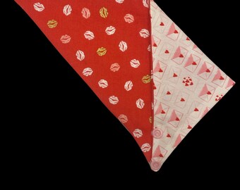 Kisses/Love Letters, double sided bandana with snaps. For cats and dogs!