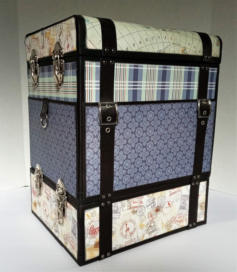 Traveling Case Full of Memories