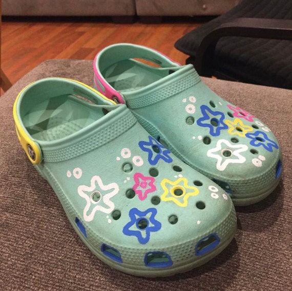 spongebob crocs