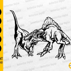 Può includere: Illustrazione in bianco e nero di due dinosauri in posa da battaglia. L'immagine include il testo "SVG, DXF, PNG, EPS, AI" e "DOWNLOAD IMMEDIATO". Il logo ButterStar Digital è in basso a destra.