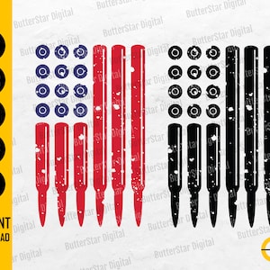 Puede incluir: Un diseño gráfico desgastado de la bandera estadounidense, con círculos azules que reemplazan las estrellas y cartuchos rojos y negros que forman las rayas. Incluye el texto "INSTANT DOWNLOAD" e iconos de tipo de archivo.
