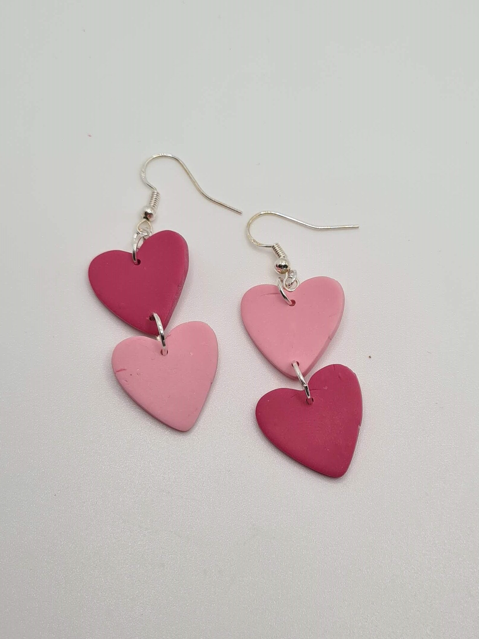 Polymer clay pink two tone heart earrings // handmade | Etsy