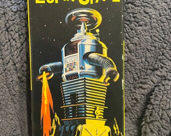 Original all pieces lost in space robot
