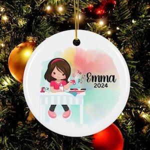 Ornamento personalizzato per arti e mestieri per ragazze, ornamento personalizzato per artisti, regalo per pittori, arti e mestieri, ornamento natalizio per ragazze, regalo per artigiani