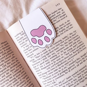 Cat paw magnetic bookmark, book lover gifts, cat lover gifts