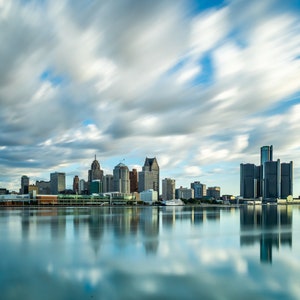 Detroit City Photo  | Skyline Photography | Downtown Detroit Photo | Long exposure Skyscraper | Photograph for entryway, office, living area