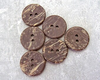 Scrapbooking Shell Shaped Marbled Brown Buttons 33mm /& 22mm Vintage Curved Early Plastic Buttons Beach Crafts Brown Buttons Sewing