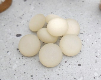 Candlelit Beige Shank-Buttons, ≈17mm .67" - 6 Vintage NOS Natural Worn-White Frosted Pastel Sandpiper-Beige Sewing-Buttons P377