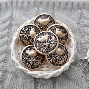 Bird-on-a-Branch Buttons, ≈18mm .71" - Carved Antiqued Gold Tone Metal Shank-Buttons w/ Songbird - 6 NOS Ornithology Sparrow Buttons MT263