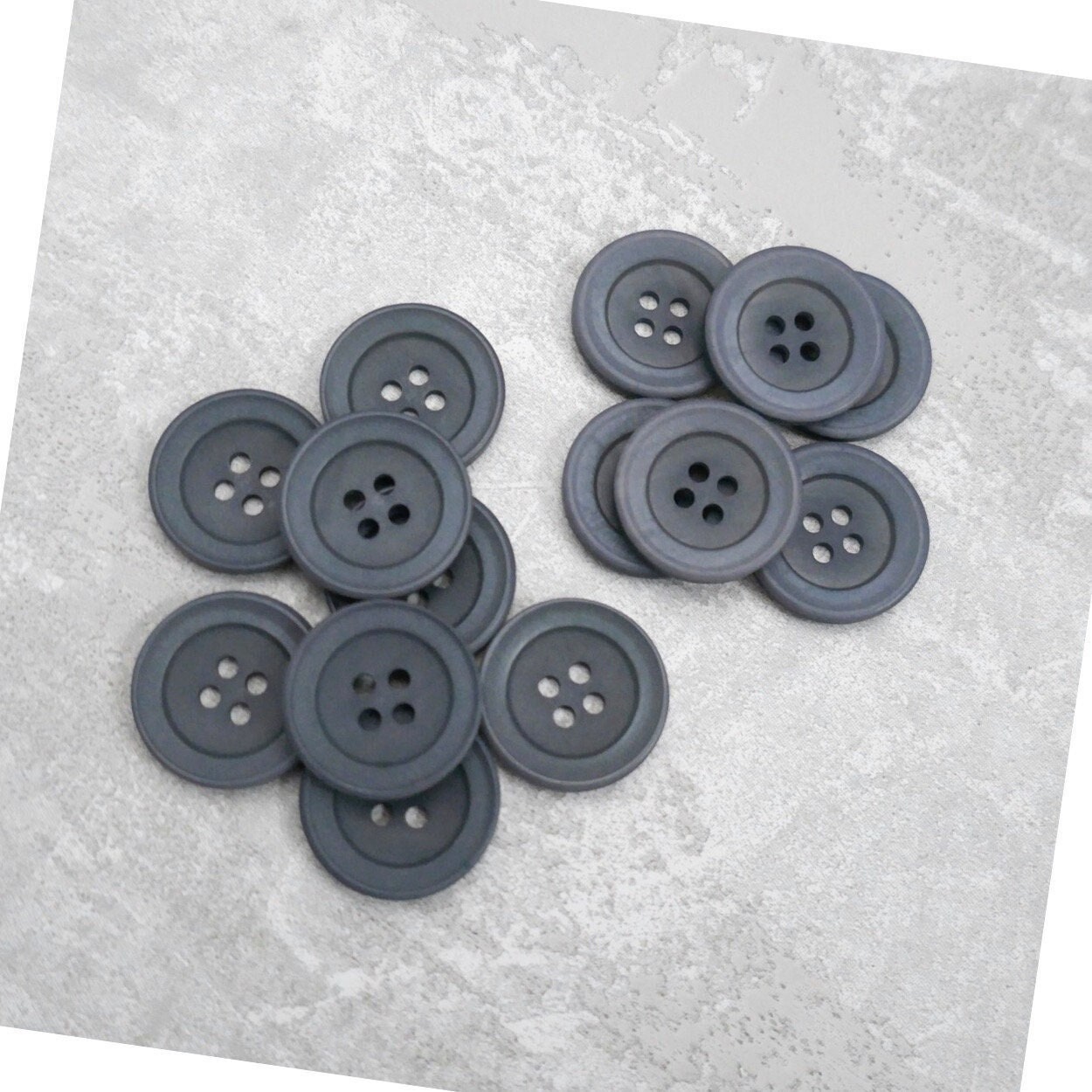 Metal Pewter Norwegian Snowflake Round Shank Button (BX2161)20mm