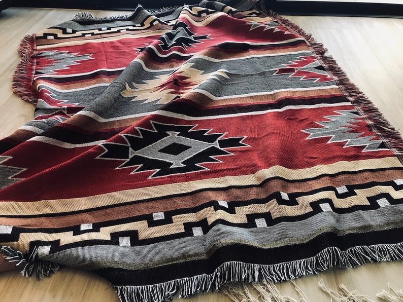 Large Red Grey Campfire Theme Indian Tribal Cotton Throw image 0