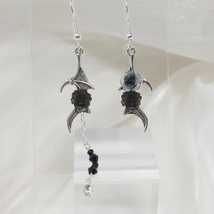 Fourth Wing Tairn Earrings Blue Dragon Sgaeyl Jewelry Tairn Morningstar Tail Earring Black Dragon Wing Jewelry Bookish Gift for Dragon Rider