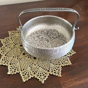 Eik Tinn pewter bowl with handle, Norwegian pewter bowl, New Day New Light New Hope, carved pewter bowl, Norway pewter, Norwegian folk art