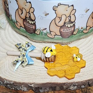 Winnie the Pooh 2 tier diaper cake centerpiece for Boy-Classic Winnie the Pooh Baby shower decor for boy-Pooh centerpiece-Vintage Pooh decor bild 7