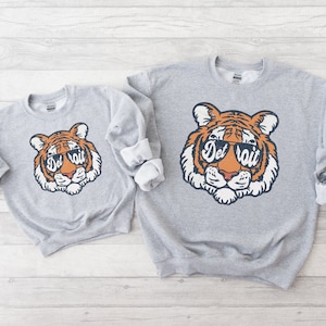 Detroit Baseball Kids Sweatshirt Mommy and Me Baseball Crewneck Tigers Shirt Matching Sweatshirt Vintage Tigers Baseball Youth Game Day