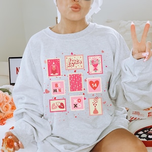 Valentine&#39;s Day Sweatshirt, Women&#39;s Clothing, XOXO Sweatshirt, Womens Valentines Day Sweatshirt, Heart Sweatshirt, Cute Sweatshirts
