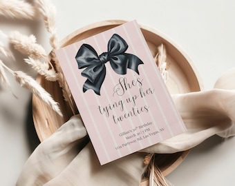 „She’s Tying Up Her Twenties“ Banner – Roségolden Glitzernd, Für 30. Geburtstag Oder Jubiläum