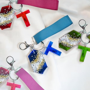 Personalisierte Initialen Schlüsselanhänger, Tie Dye Buchstaben Schlüsselanhänger, Taschenkette, Alphabet Schlüsselanhänger, Schlüsselring mit Charme, schöne Geschenkidee handgemachtes Geschenk