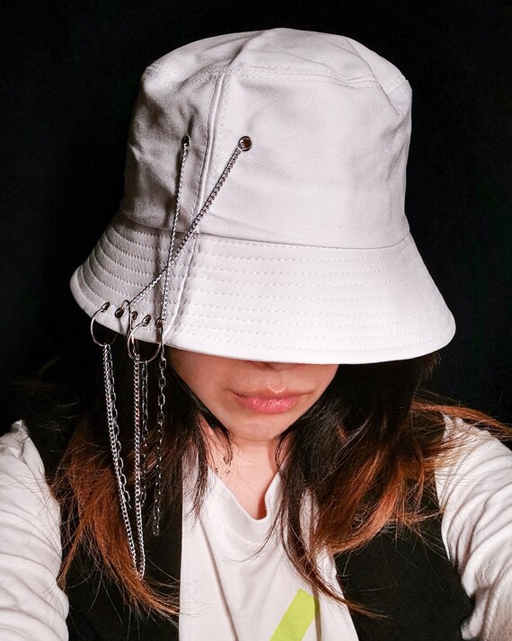 Chains bucket hat, cool street style hat, unisex hat, Black and White hats, handmade bucket hat, hardware bucket hat, metal chain and rings