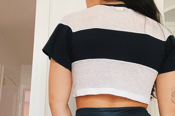 vintage nike crop top