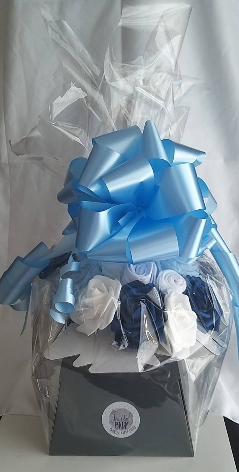 Pregnancy Navy /& White Cute Mum to be Baby Shower Gift Baby clothing Newborn Baby Gift 0-3M Nappy Cake Clothing Bouquet