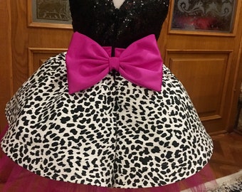 open lace back dress Rockin Bettie Black Sequin Bombshell Dress main image 1