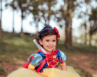 SNOW WHITE DRESS baby and girls. Snow White costume for Birthday. costume or photo. Disney Princes