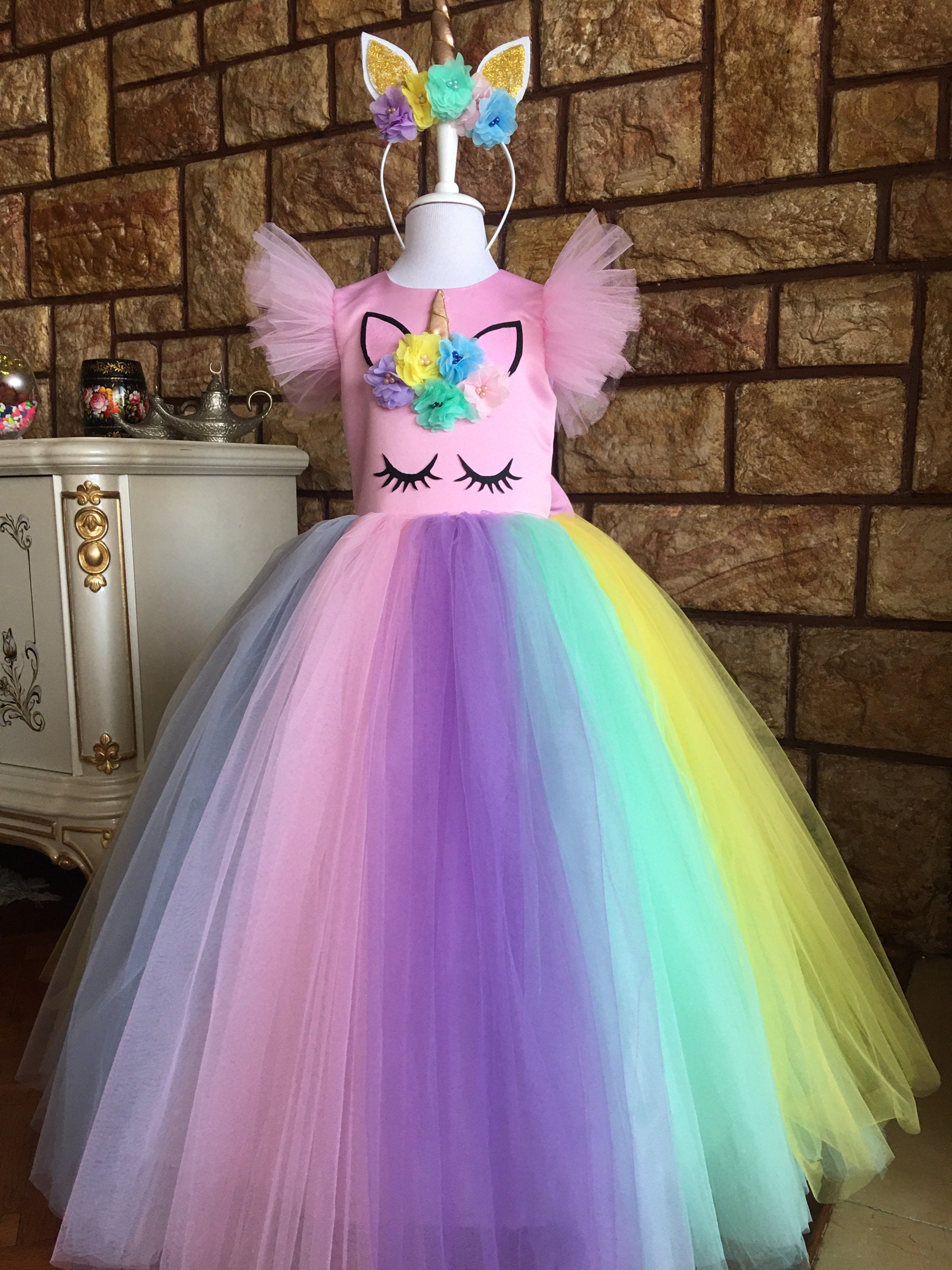 dress of unicorn