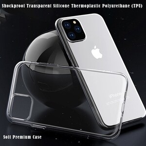Puede incluir: Una funda transparente y clara para tel&eacute;fono hecha de poliuretano termopl&aacute;stico de silicona (TPU). La funda est&aacute; dise&ntilde;ada para proteger un tel&eacute;fono inteligente de golpes y ca&iacute;das. La funda se muestra sobre un tel&eacute;fono inteligente plateado con un fondo negro. La funda est&aacute; etiquetada como "Soft Premium Case".