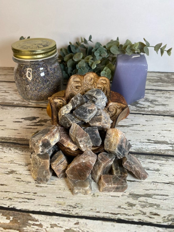Black moonstone raw deals