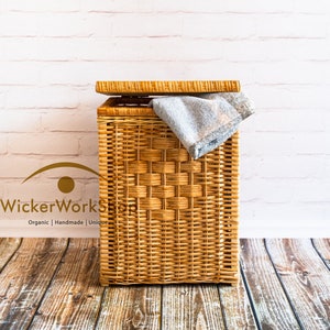 Woven Wicker Laundry Basket with Lid Avaialble in 3 Sizes - Small/Medium/Large, Laundry Hamper, Wicker Rattan Basket, Laundry Basket Nursery