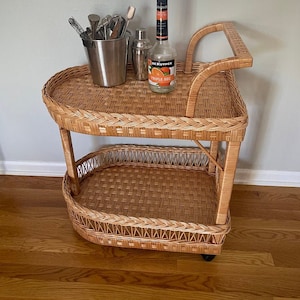 Boho serveerwagen op wielen, barwagen, serveerwagenwagen, vaderdagcadeau van zoon, rollende kleine salontafel, vaderdagcadeau,