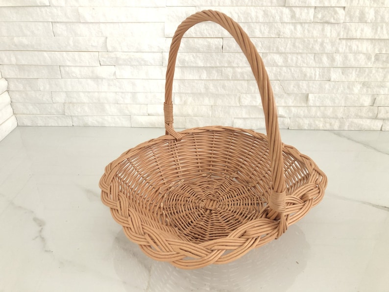 Simple Bridesmaid Basket