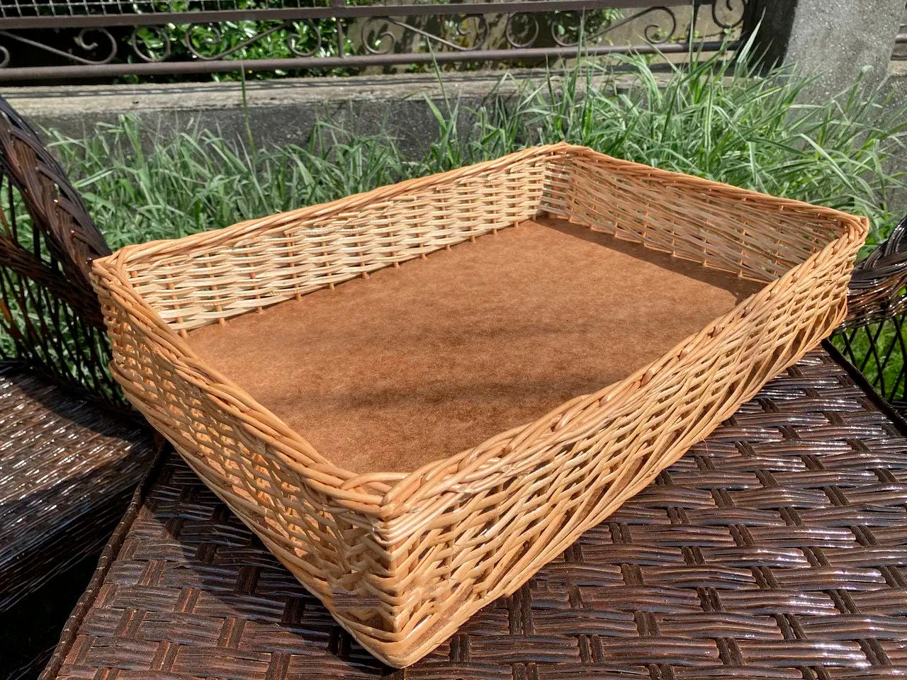 Grand panier plateau osier raphia rotin tressé 57 x 43 cm déco