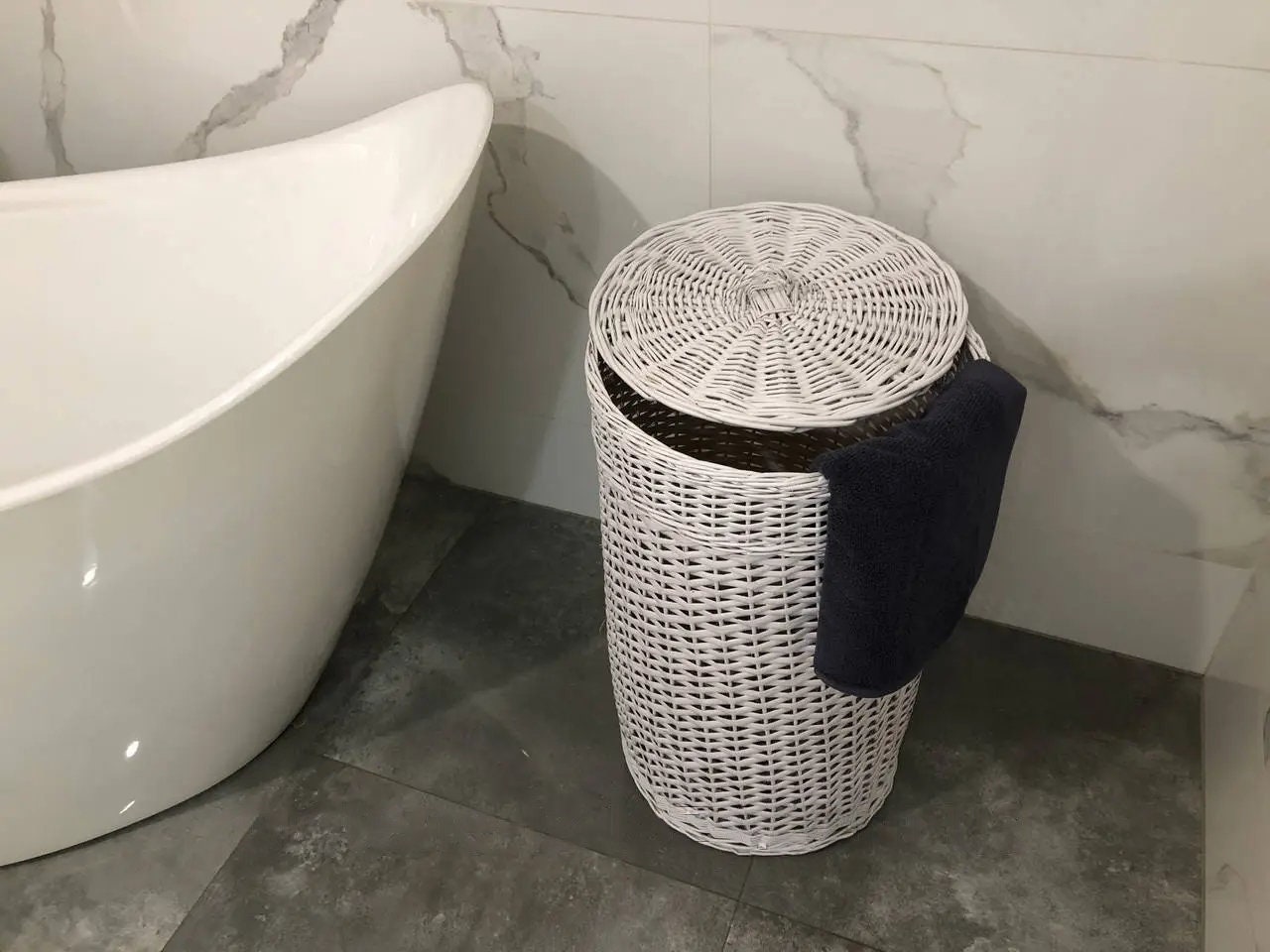 VIPOSCO Hoge wasmand, grote vuile kledingmand met lederen handvat
