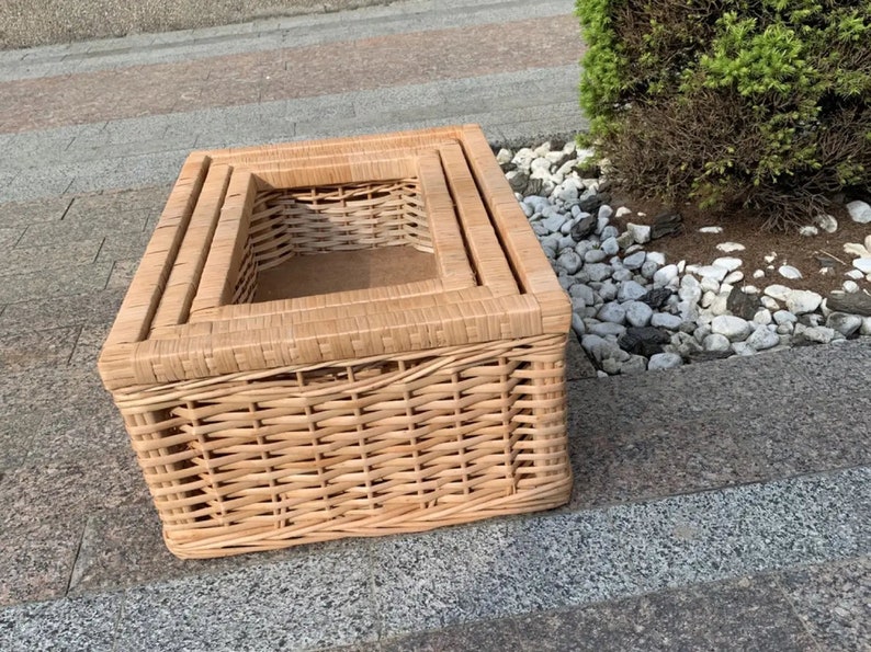 Storage basket