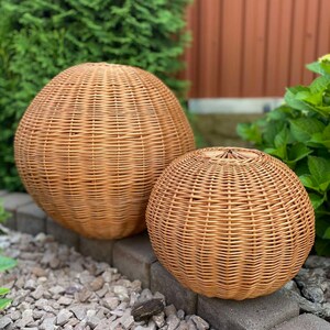 Wicker lampshade