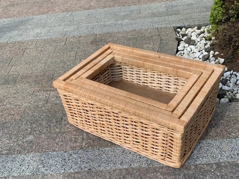 Basket with palm leaf handles