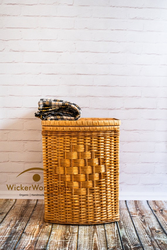 Clothes basket with lid discount
