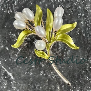 Pearl Olive Branch Brooch | Vintage Elegant Botanical | Fine Ladies Gifts | Vintage Enamel Jewelry | Elegant Natural Pearl Brooch