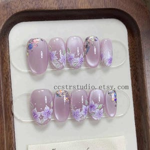 Elegant Purple Floral Press On Nails: Cat Eye Glitter, Handmade Nail Art