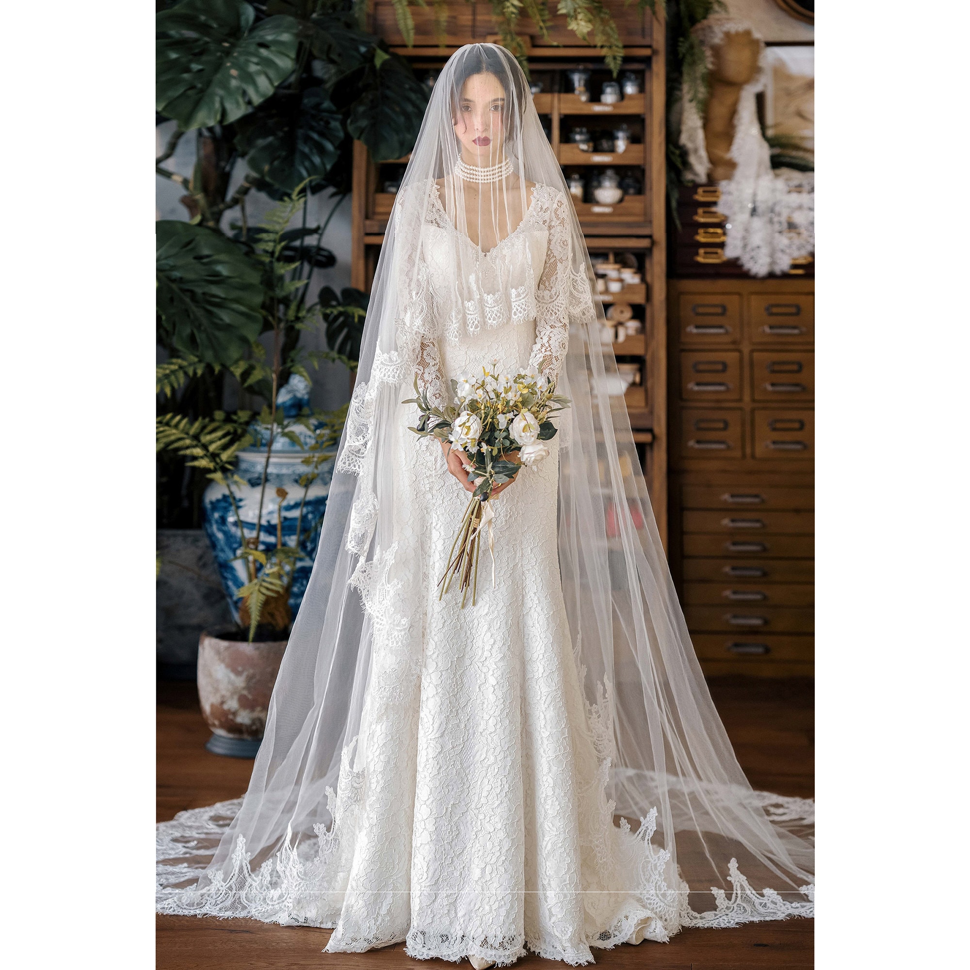 Amazon.com: Ivory Leaf Veil Floral Lace Veil Cathedral Long