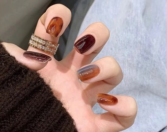 Vintage Kaffee Nägel, Herbst und Winter Bernstein Nagelkunst, handgemachte Halo Einfache Nagelkunst, süße coole Mädchennägel, vorzügliches Geburtstagsgeschenk