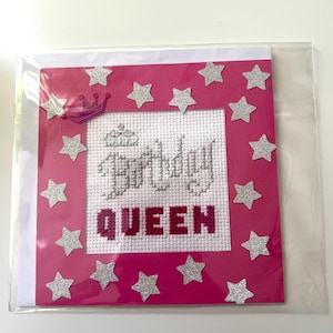 Carte faite main d'anniversaire de reine