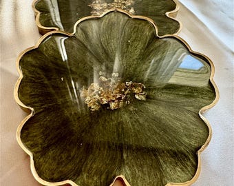 Sous-bocks en résine vert olive, sous-bocks en forme de fleur de style agate, décoration de table antidérapante faite main, décoration bohème, cadeau de pendaison de crémaillère