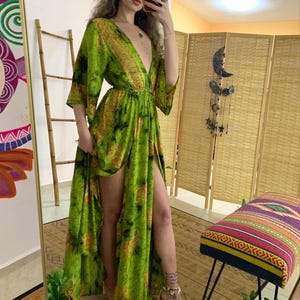 シルクの花柄2スリットマキシドレス | ハイスリットカットのマキシボヘミアンドレス | ミディベルスリーブダブルスリットトールロングドレス | 女神の服 |